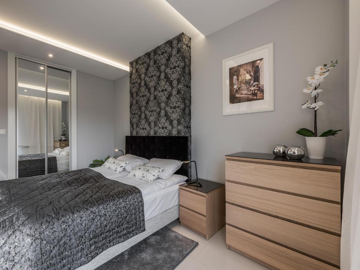 Black Pearl Apartment Krakau Exterior foto